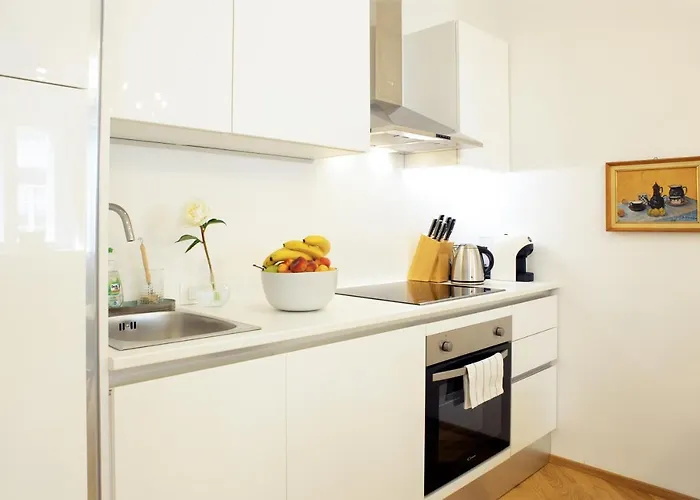 Stylish In Historical Center Apartma