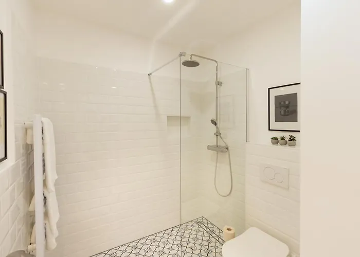 Stylish In Historical Center *