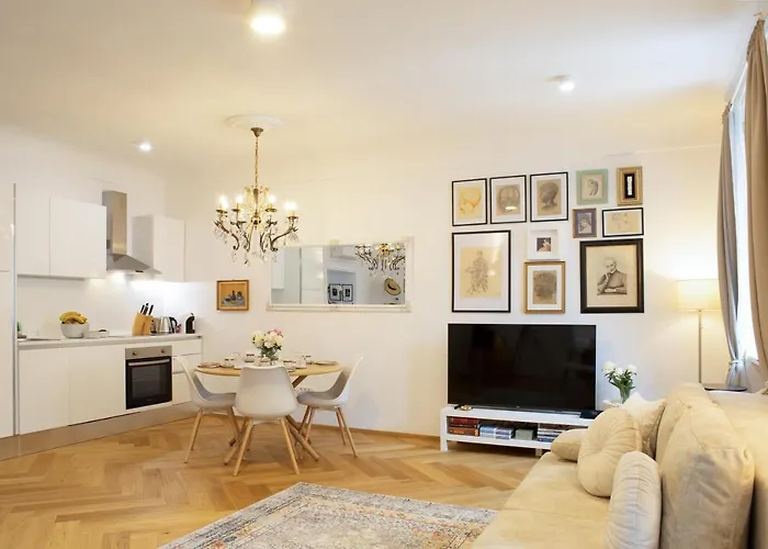 Appartement Stylish In Historical Center